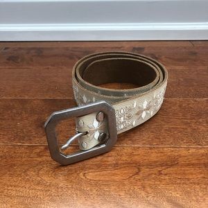 Lucky Brand cream belt